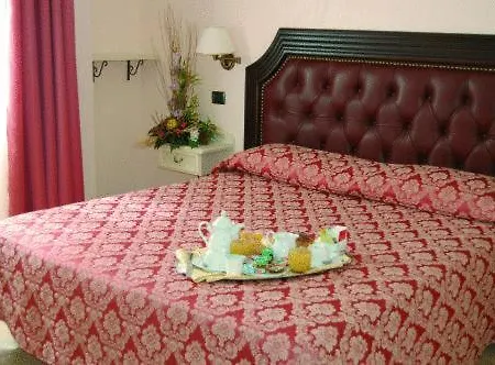 Antica Colonia Hotel 3*